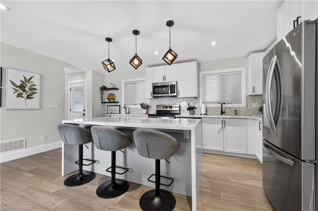 22 Hazelwood Avenue