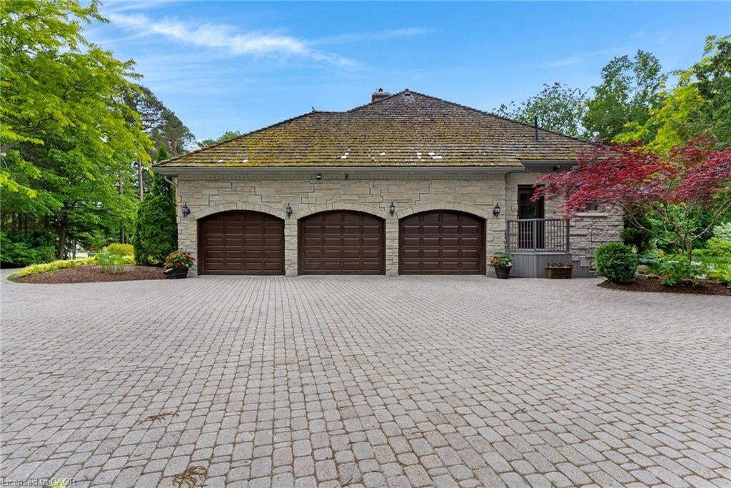 101 Deerpath Road