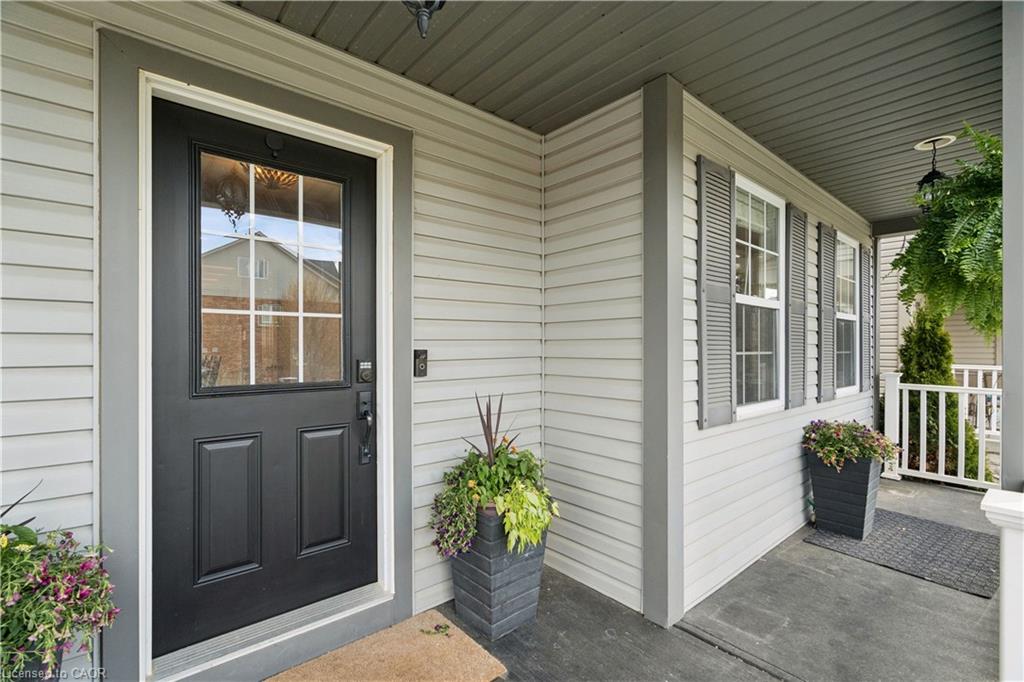 168 Hampson Crescent