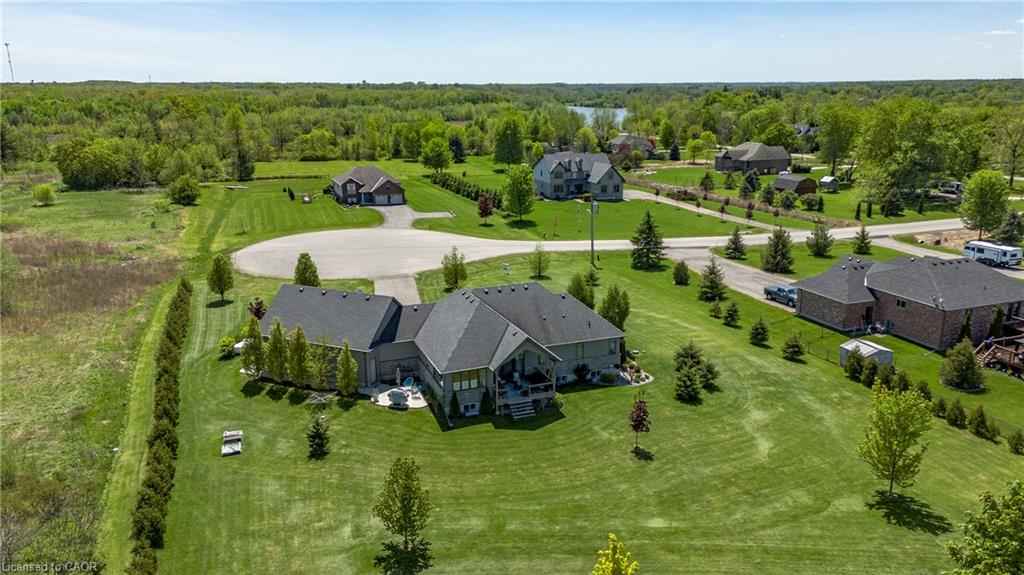 6 Macneil Court