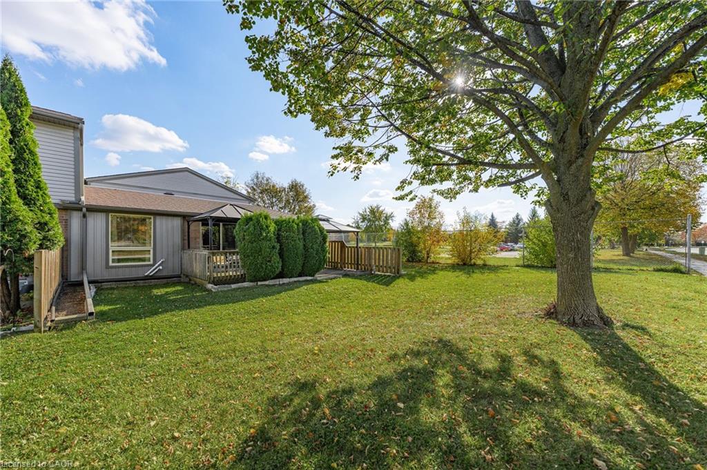 700 Erinbrook Drive 4