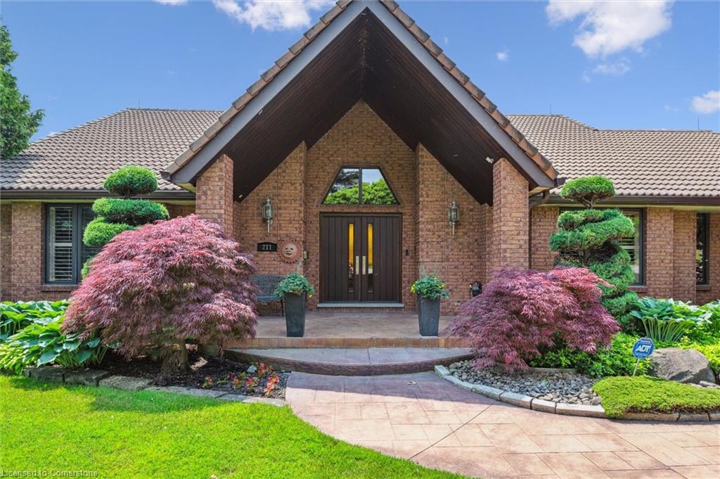 211 Edgehill Drive