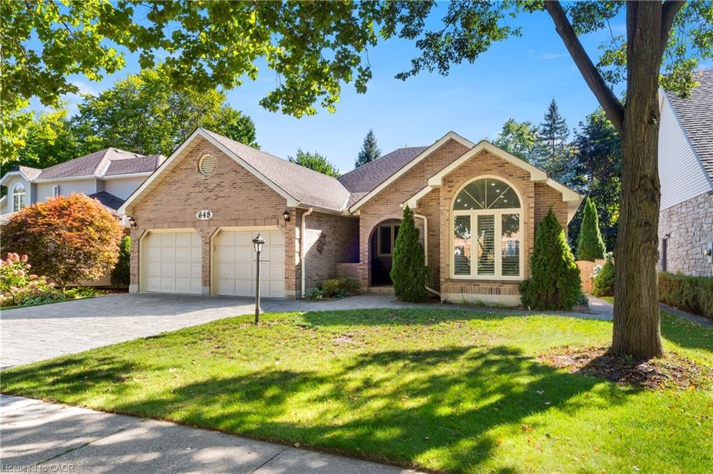 648 Bayhampton Crescent