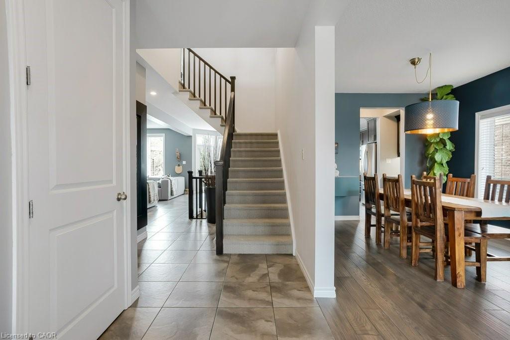 64 Blossomfield Crescent