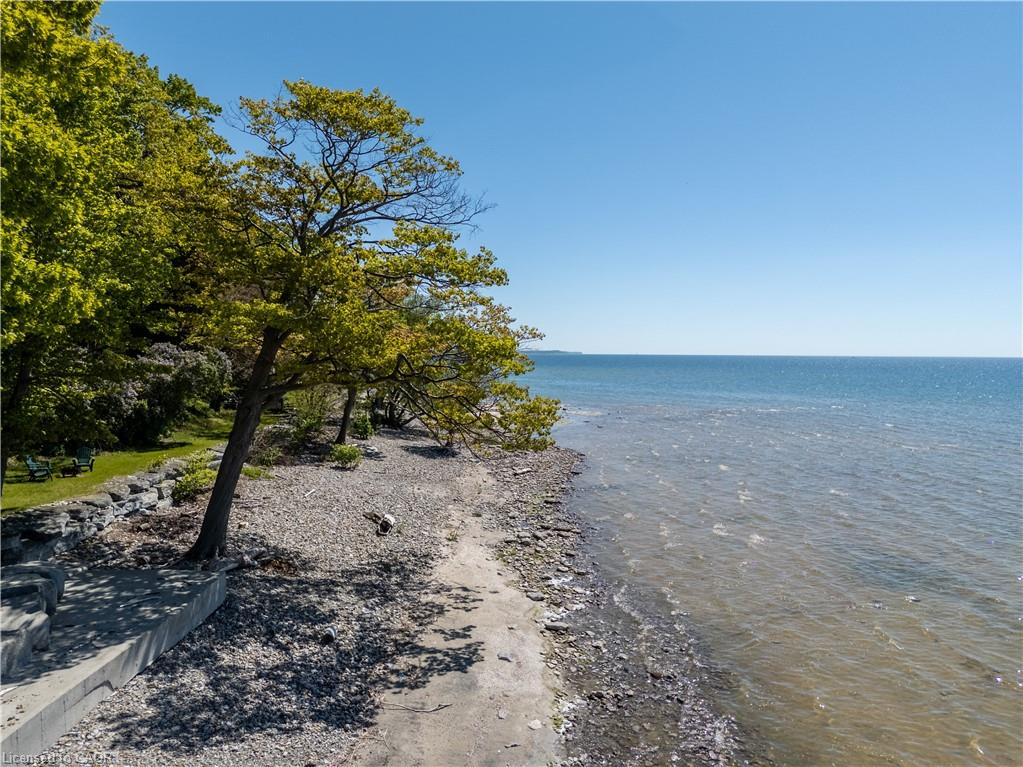 689 Sandy Bay Road