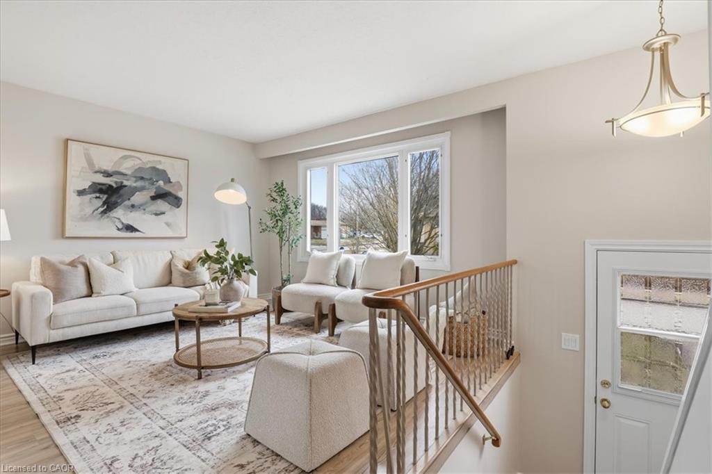 105 White Pine Crescent