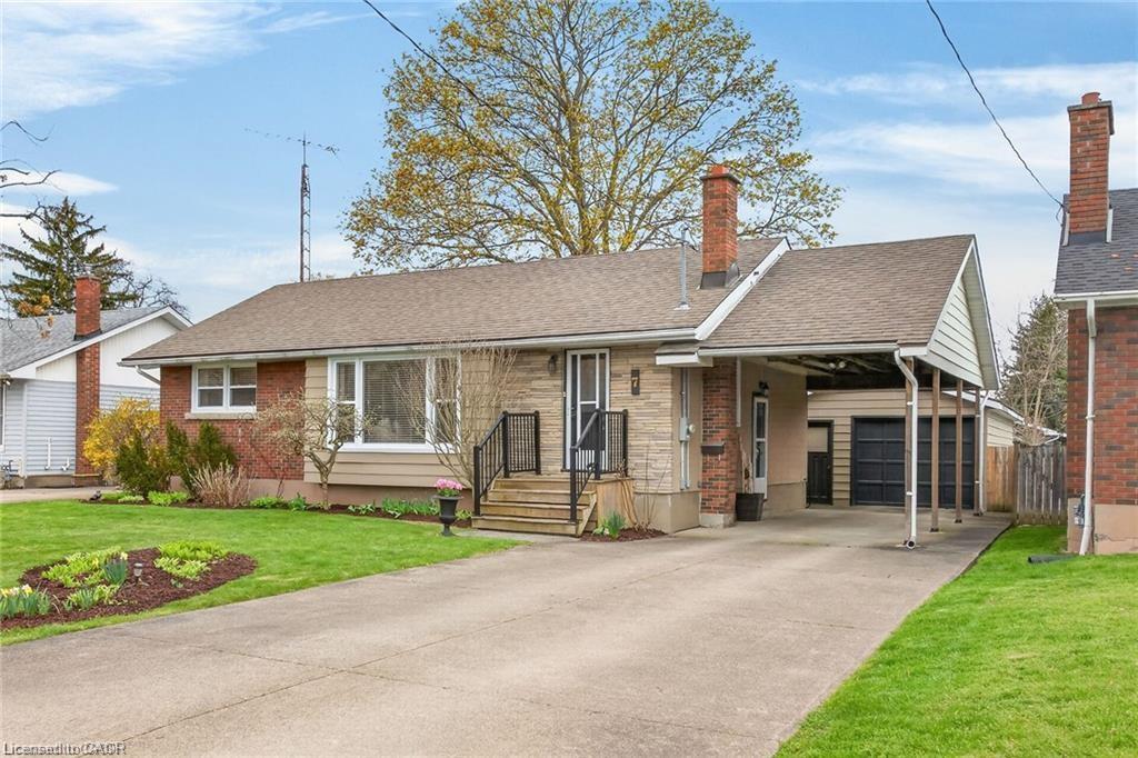 7 Coral Drive