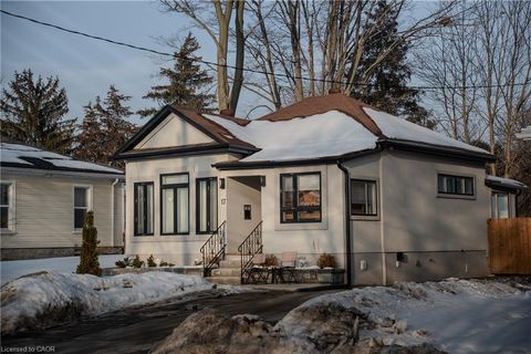 17 Haddington Street Cambridge ON N1R 3P8