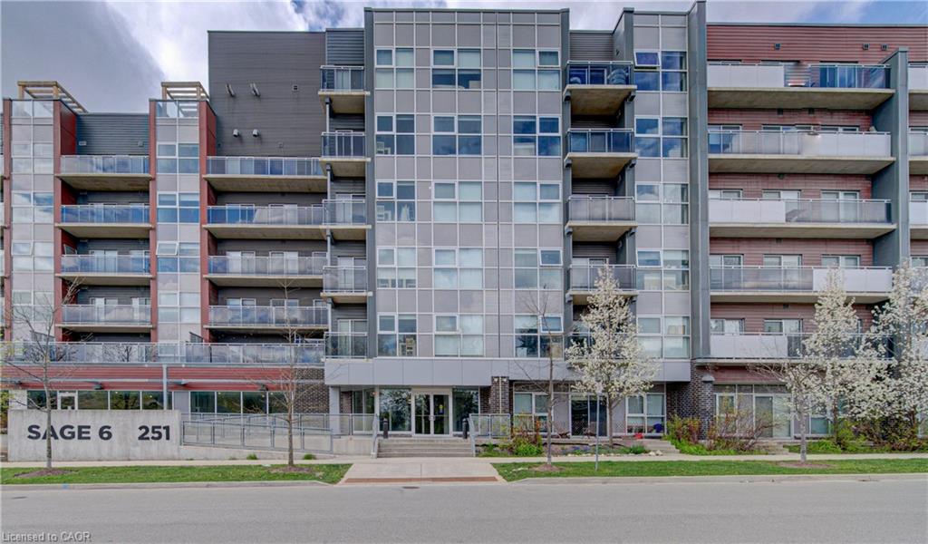 251 Hemlock Street 208