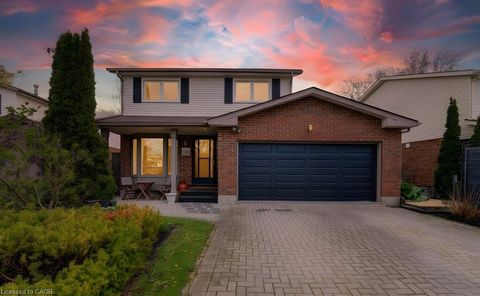 108 Clearwater Crescent Waterloo ON N2V 1L8
