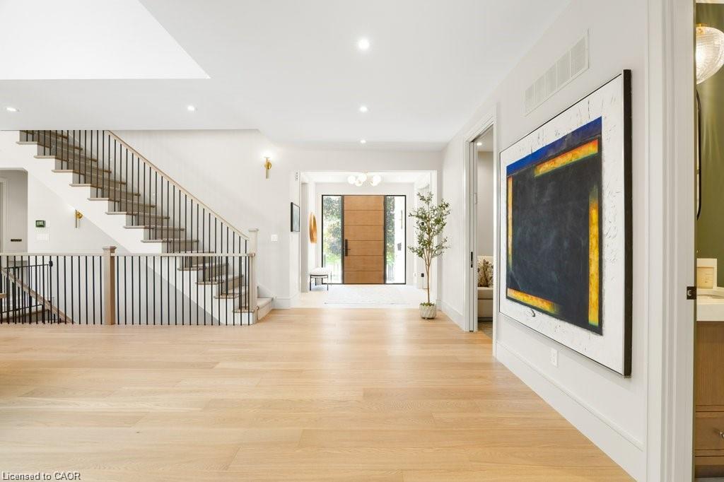 26 Golfview Place