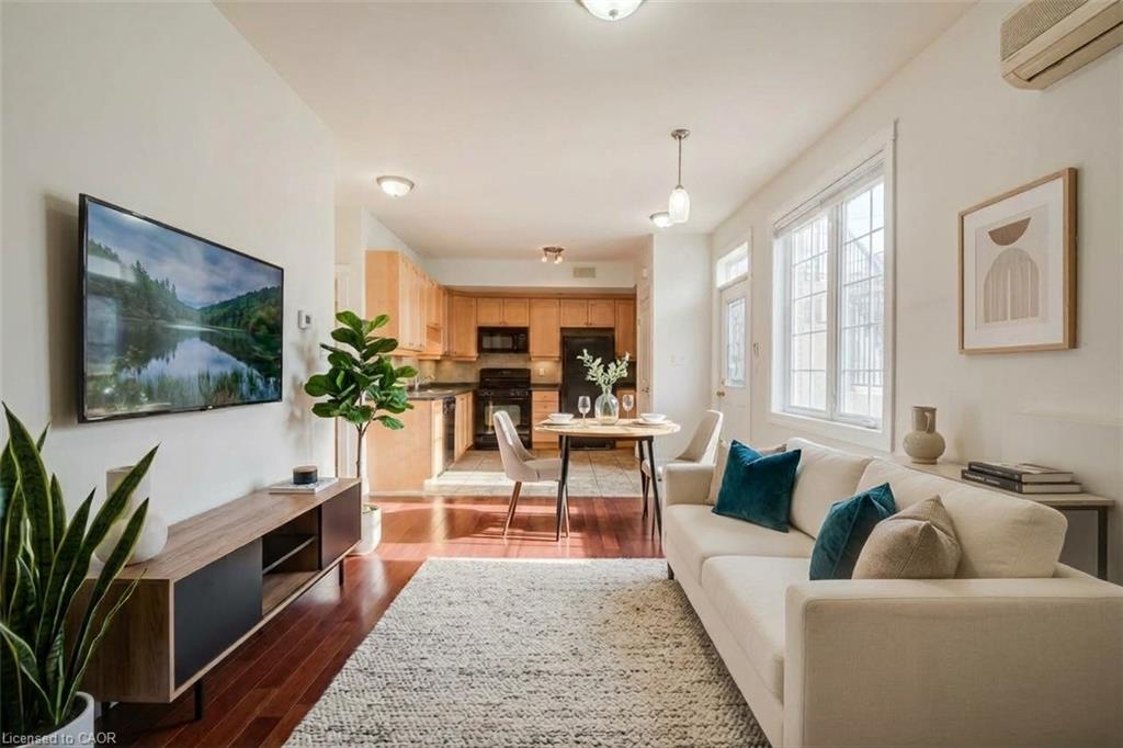555 King Street E 102