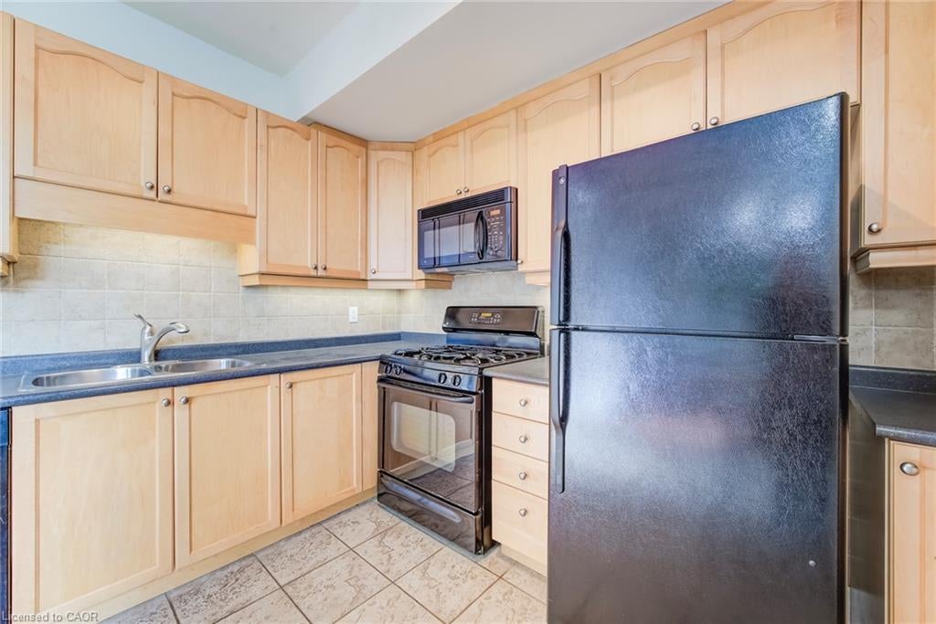 555 King Street E 102