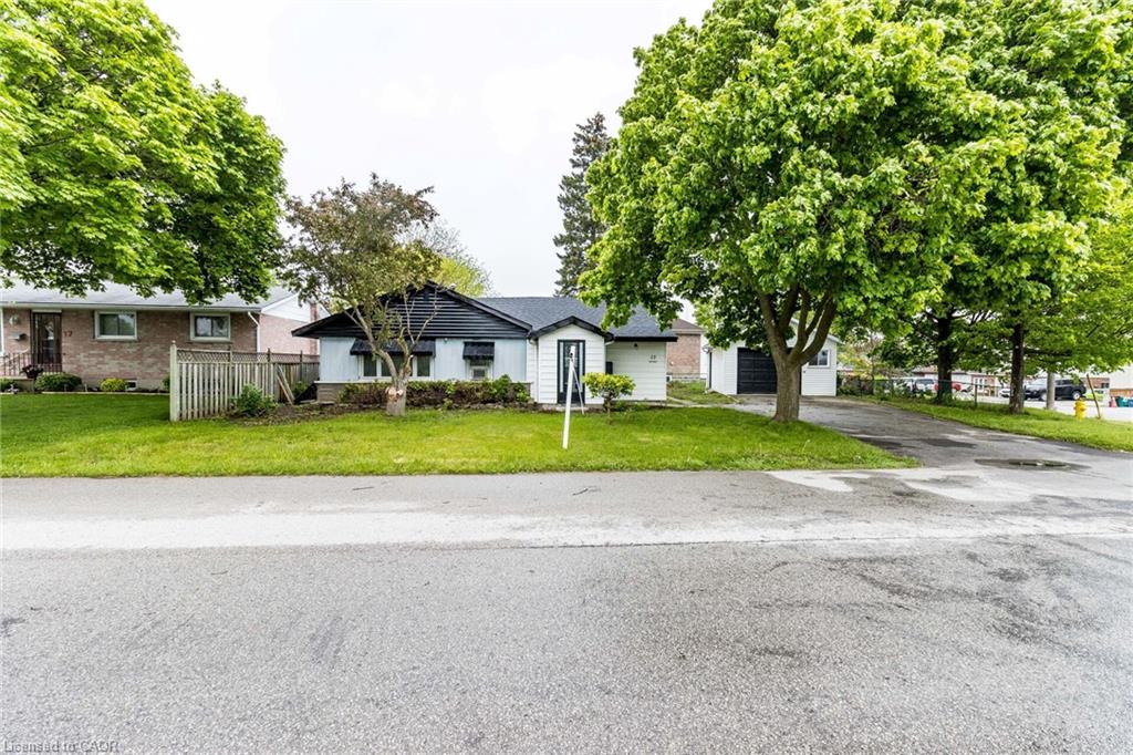 15 Spiers Crescent