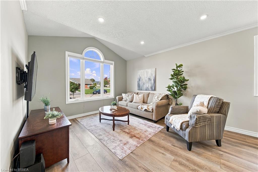 4 Macpherson Drive