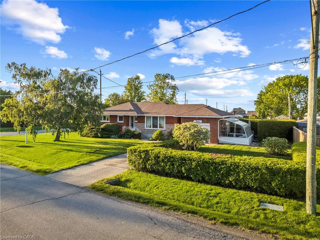 12 Lorne Avenue