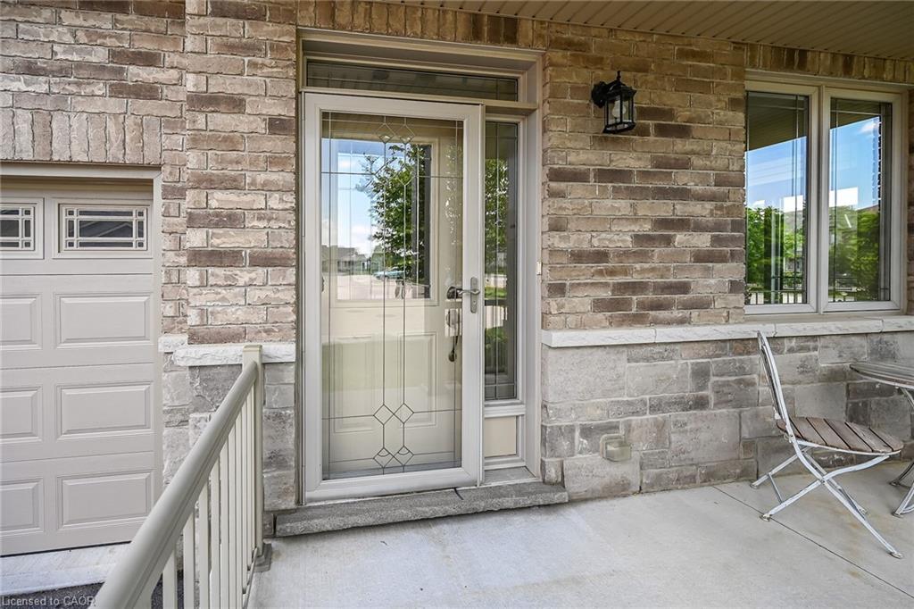 14 Ecker Lane