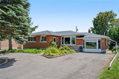 87 Mcdonald Avenue Thorold ON L2V 3E8