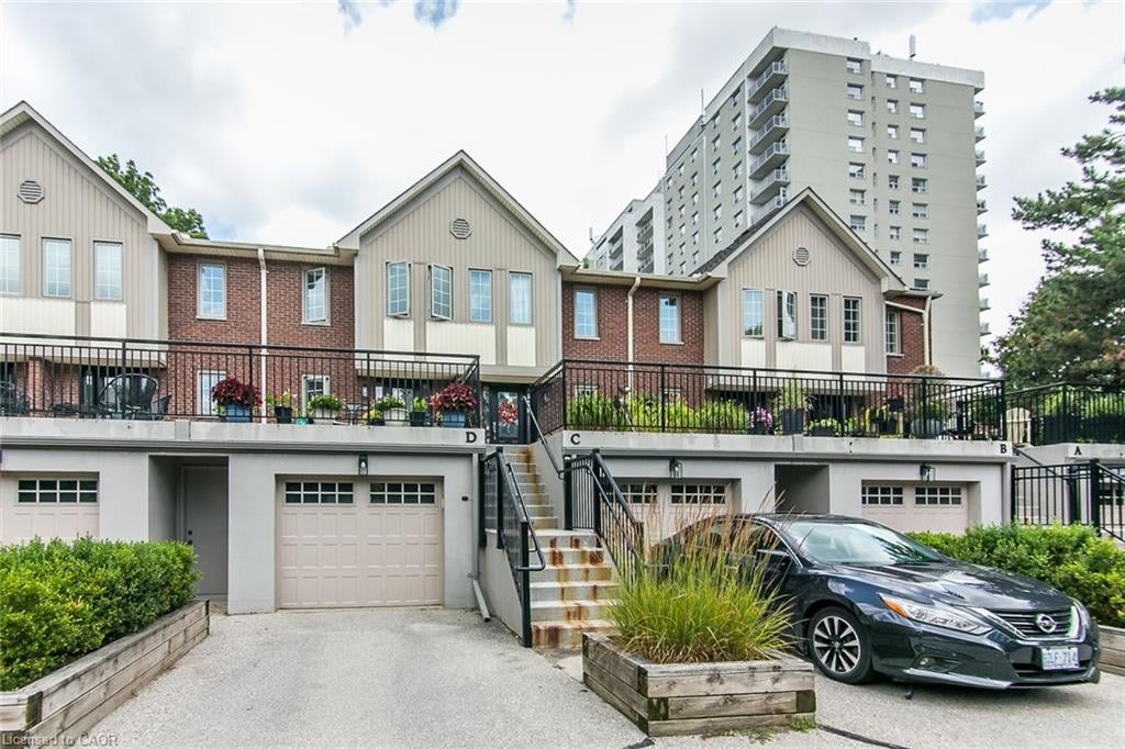 28 Ahrens Street W D
