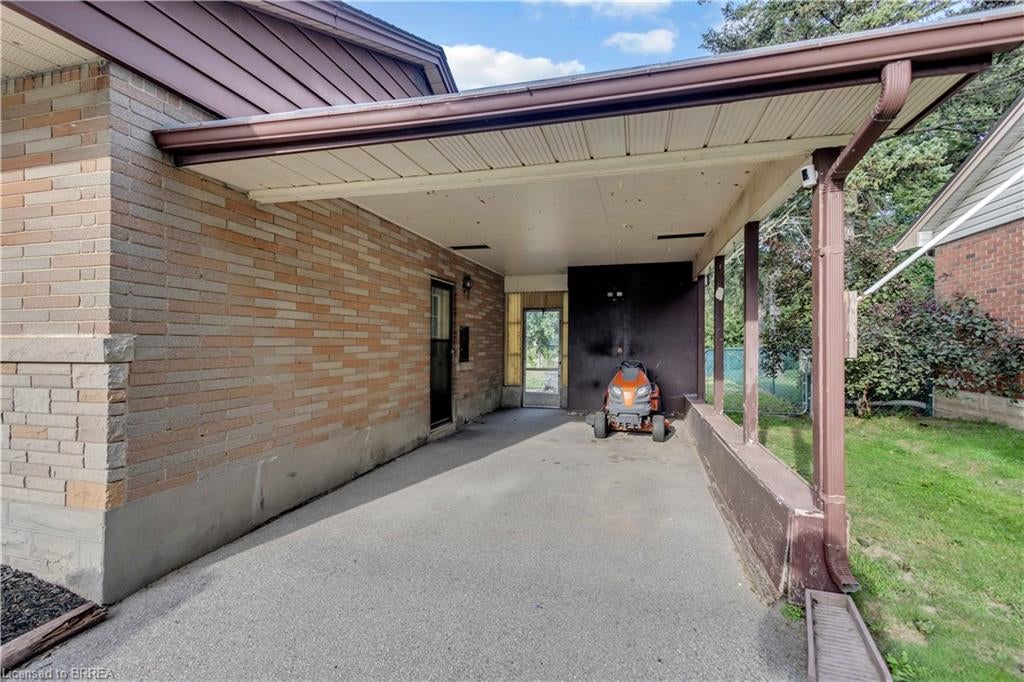 18 Kingsmount Crescent
