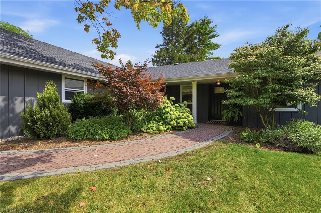 54 Mayfair Avenue