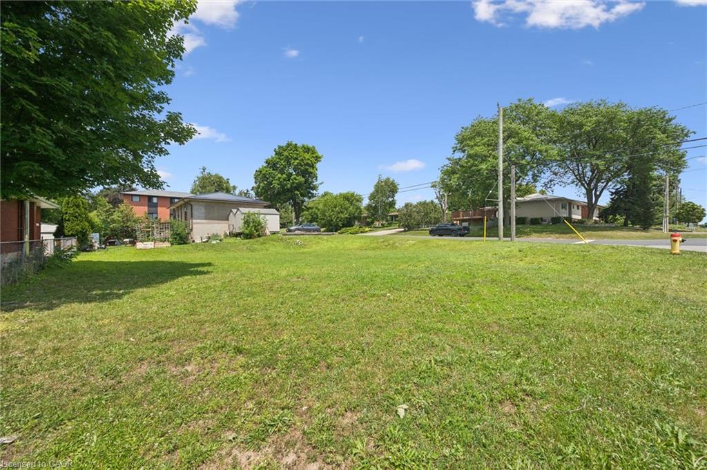 46 Daniel Avenue