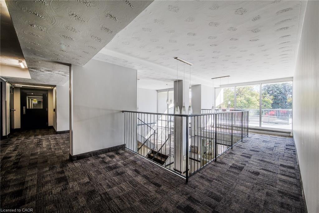 58 Bridgeport Road E 505