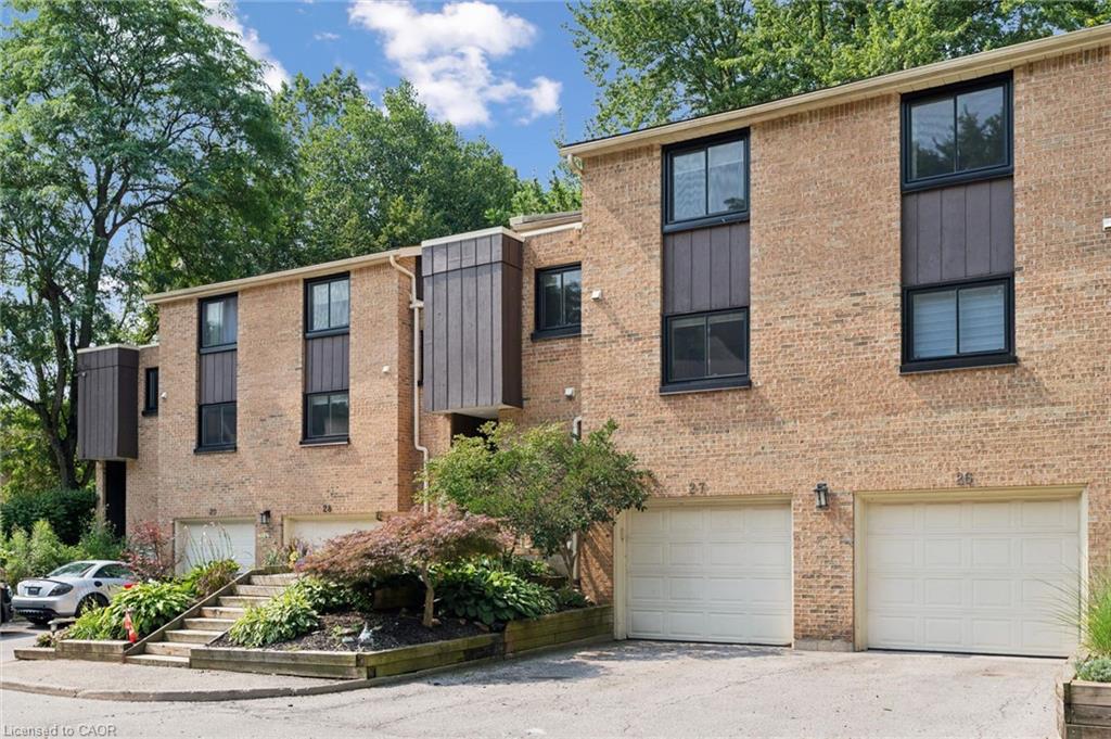 220 Salisbury Avenue 27