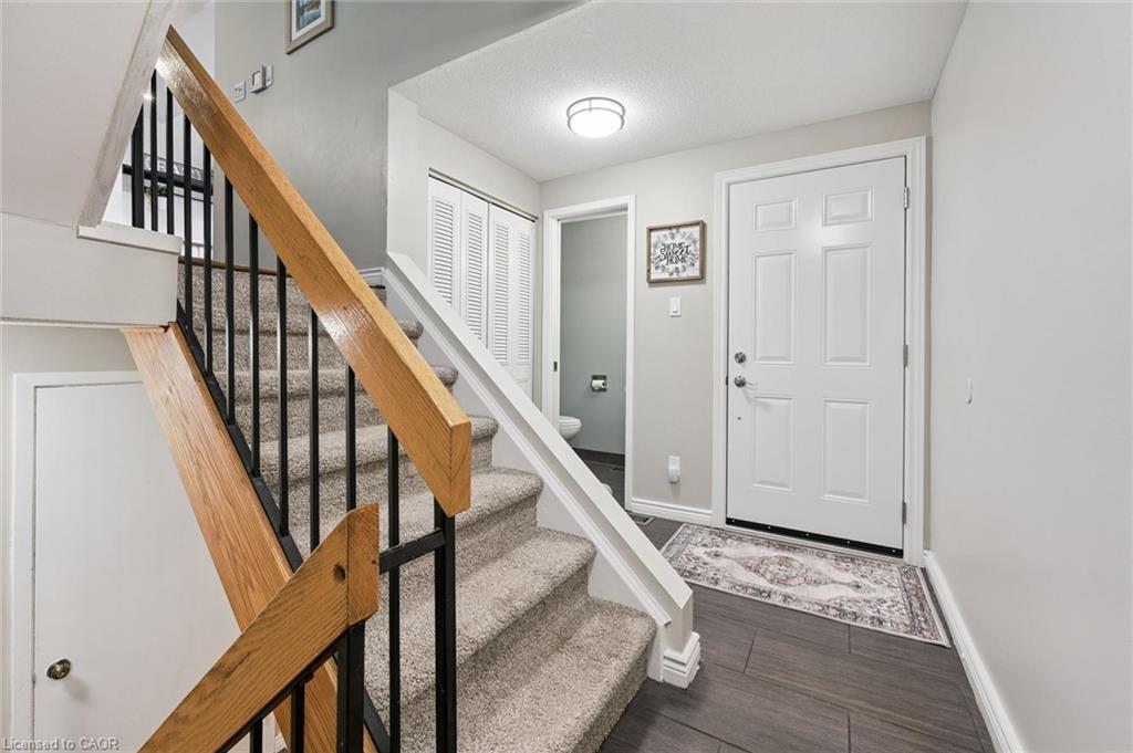 220 Salisbury Avenue 27