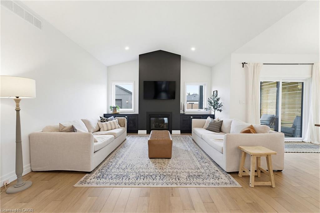 24 Gilmer Crescent