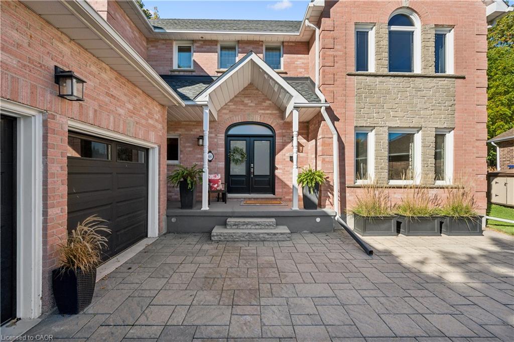 44 Brewster Place