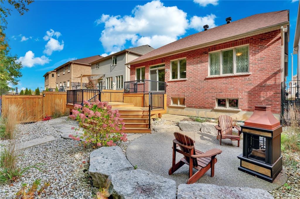 8541 Sweet Chestnut Drive