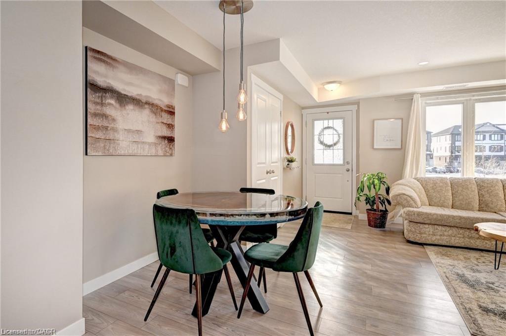 160 Rochefort Street E5