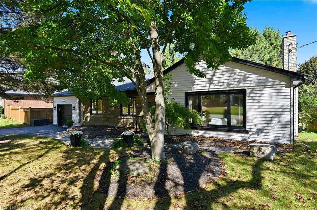 869 Condor Drive