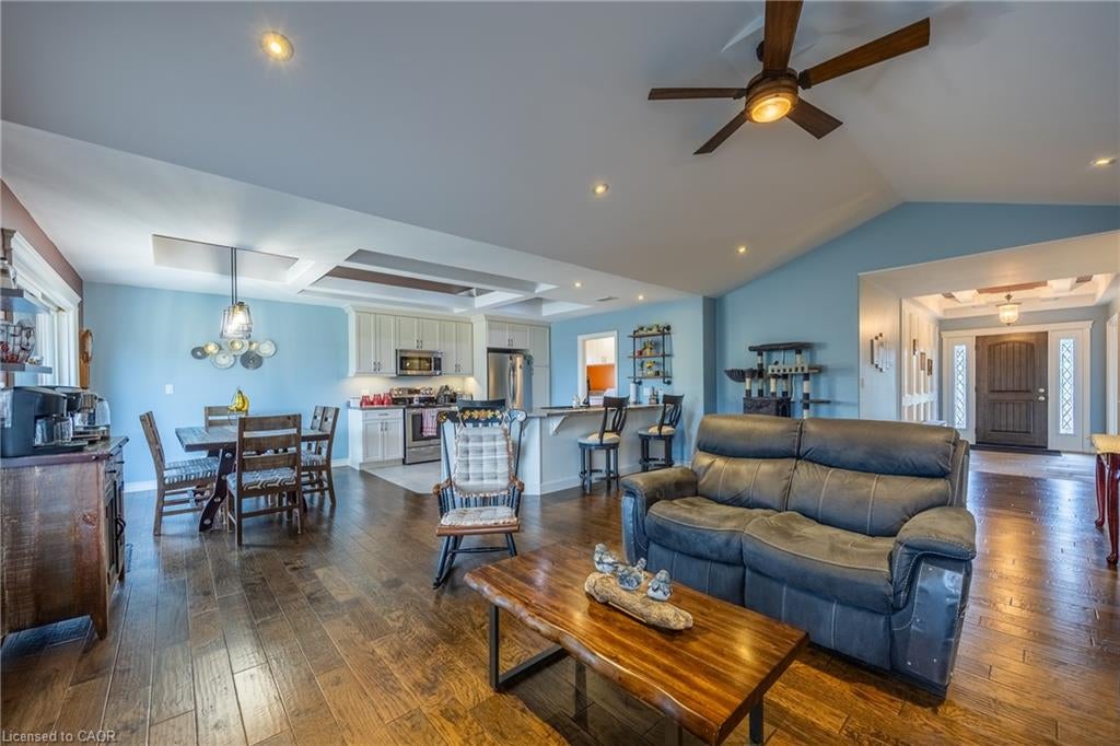 15 Hurley Court