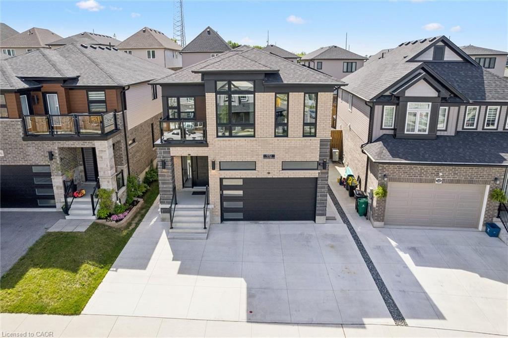 552 Nathalie Crescent