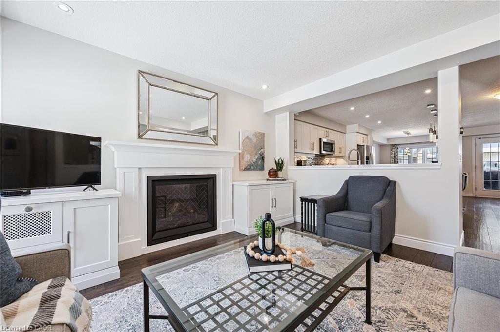 635 Saginaw Parkway 54