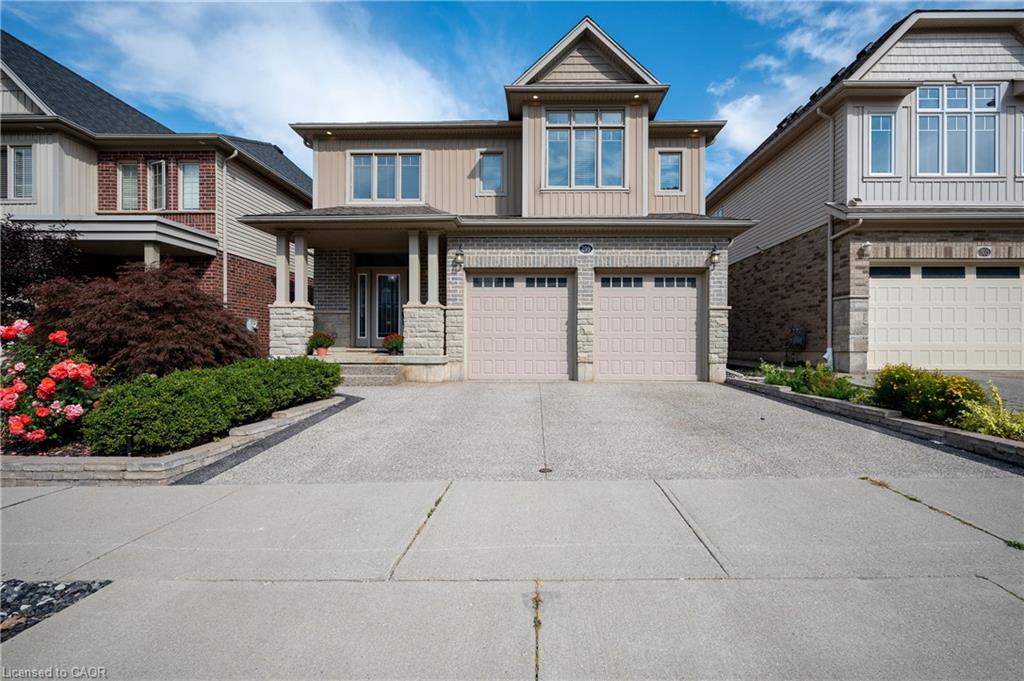 299 Moorlands Crescent
