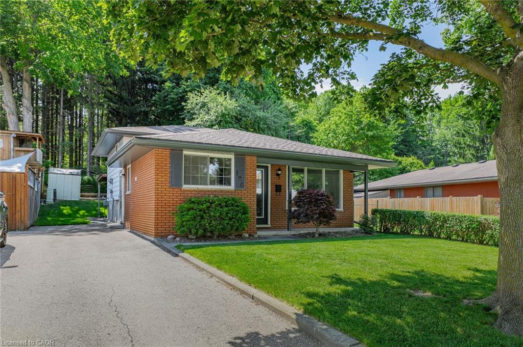 120 Arrowhead Crescent