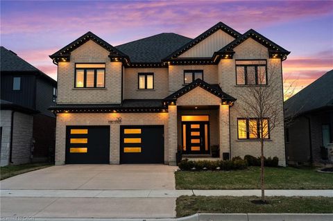39 Mill Race Crescent St. Jacobs ON N0B 2N0
