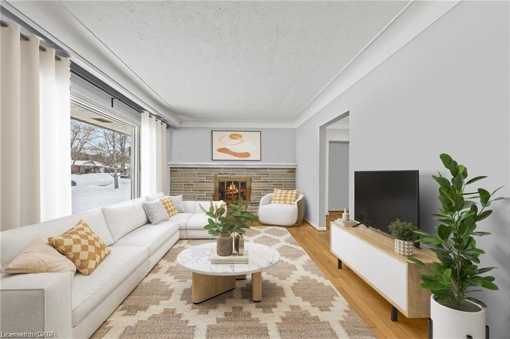 4 Mountview Avenue