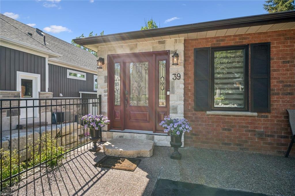 39 Holly Trail