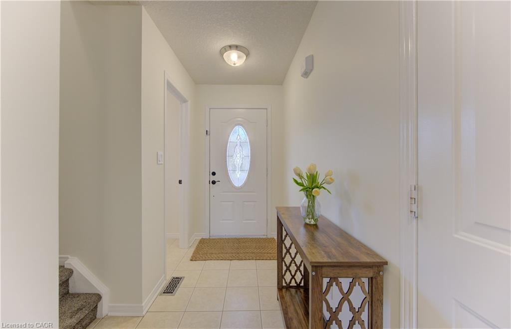 80 Everglade Crescent