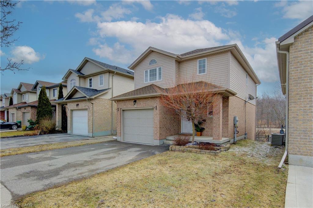 80 Everglade Crescent