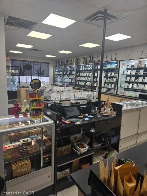 277 Lancaster Street W 2