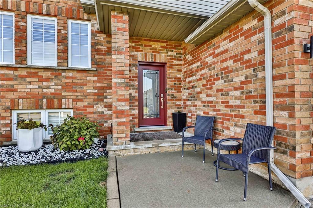 50 Brewster Way