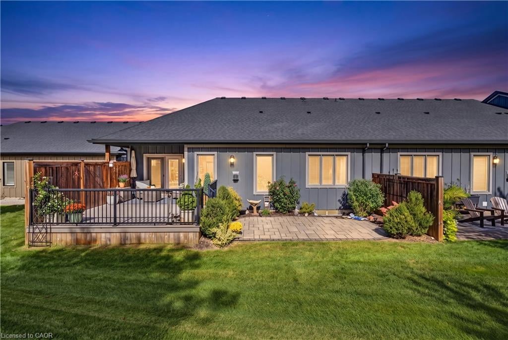 17 Ridgeview Crescent