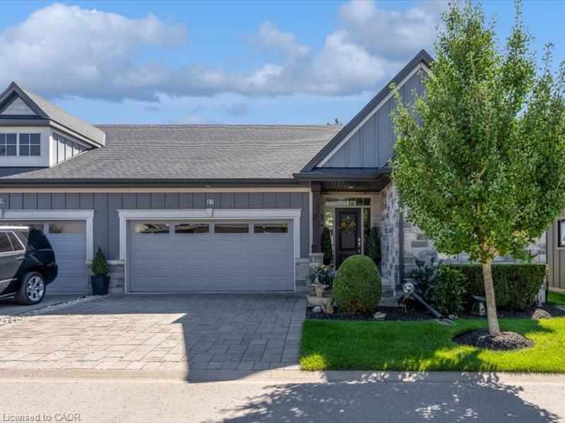 17 Ridgeview Crescent