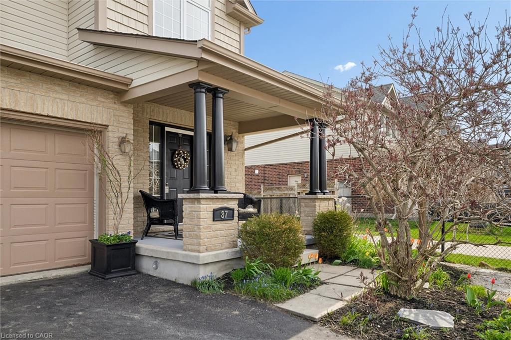 87 Sugar King Drive