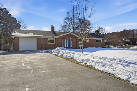 81 Thomson Drive Waterdown ON L8B 0G5